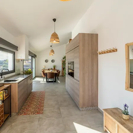 Paseros, Bbq, Pool, Spectacular Sea Views فيلة *