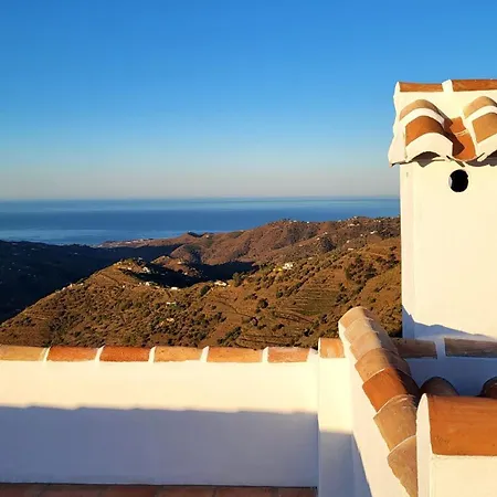 فيلة Paseros, Bbq, Pool, Spectacular Sea Views Cómpeta