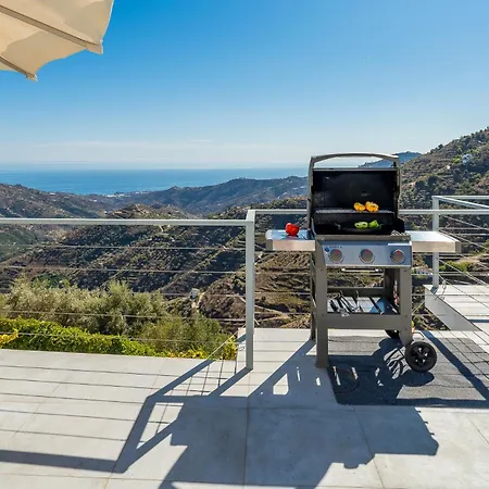 فيلة Paseros, Bbq, Pool, Spectacular Sea Views
